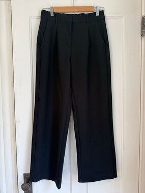 Black | Extra High-Waisted Taylor Wide-Leg Trouser Pants | Old Navy | S Petite